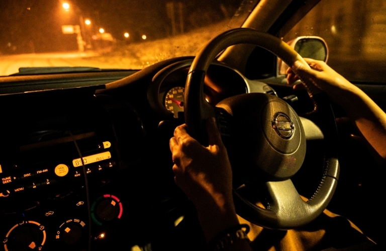 夜間の運転教習にも対応しております | 東京のペーパードライバー教習ならアウラドライビングスクール多摩校